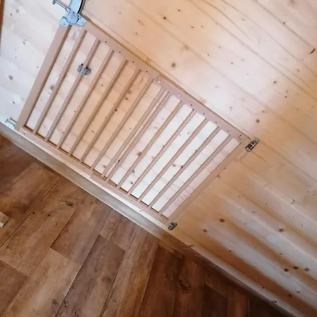 Baska Na Liptove S Vlastnym Dvorom