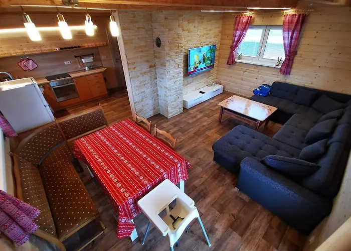 Baska Na Liptove S Vlastnym Dvorom Vakantiehuis *