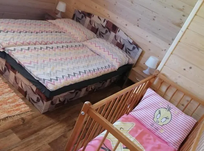 Baska Na Liptove S Vlastnym Dvorom *